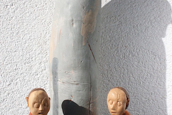 Alberto Criscione scultore agorà scultura decorata con ingobbi neu noi mostra